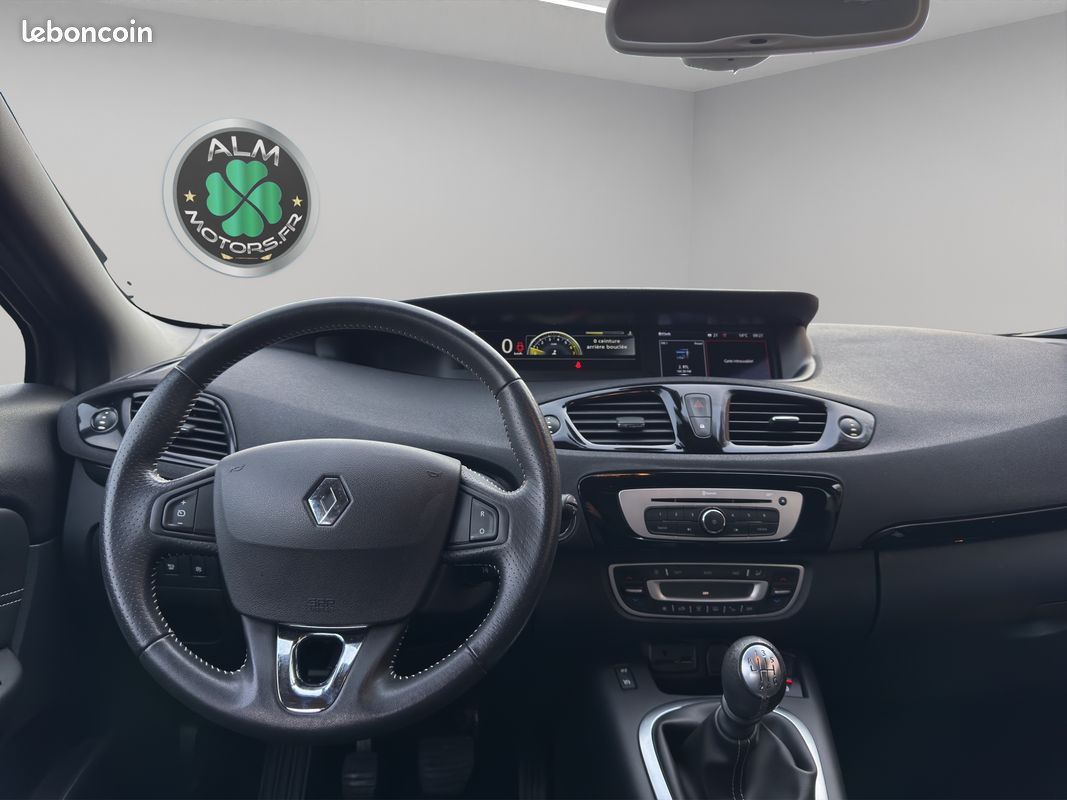 Renault scenic iii (3) 1.2 tce 130 bose edition (image 4)