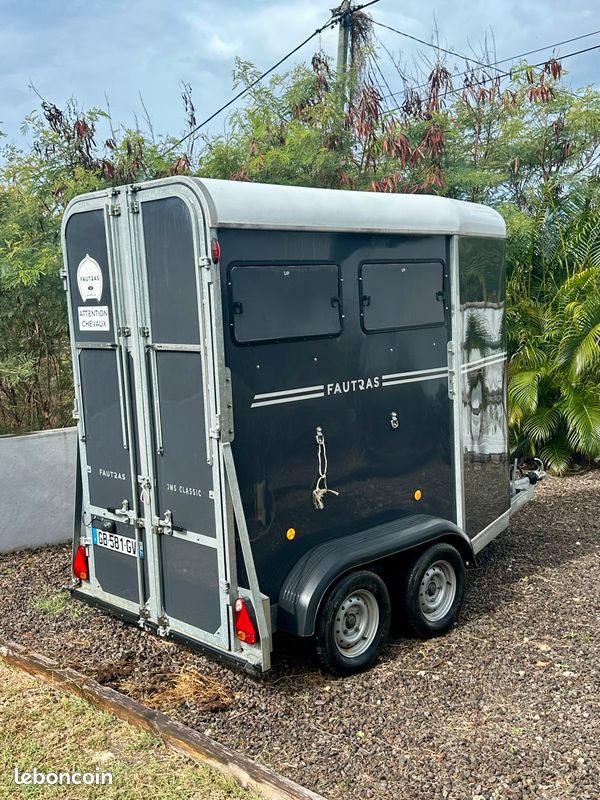 Van FAUTRAS JMS Classic 1,5 places 2021 très peu servi