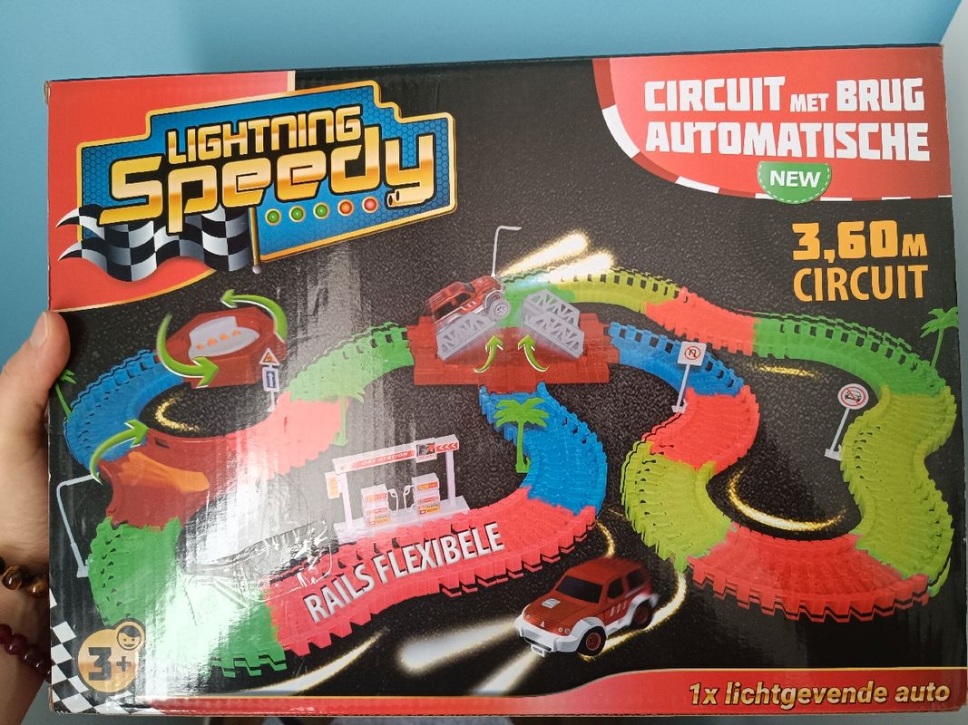 Circuit voiture - Lightning Speedy