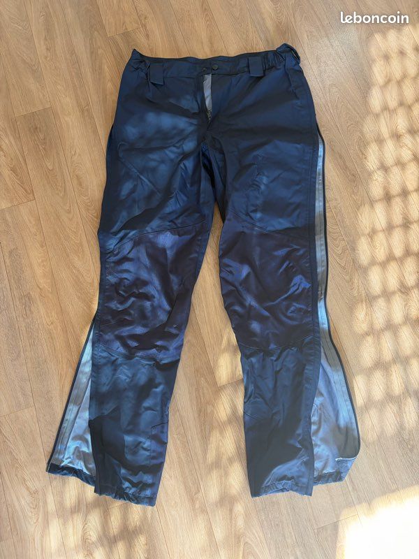 Sur pantalon pluie moto (quasi neuf) (image 1)