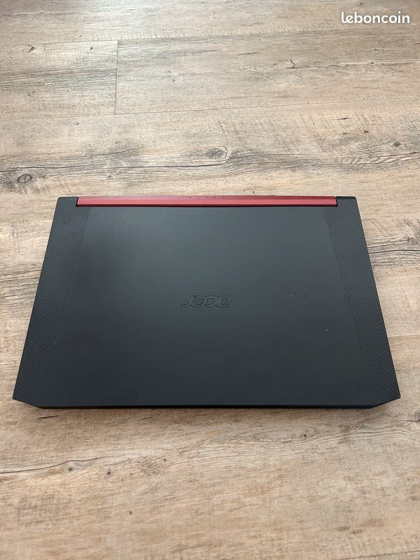 POUR PIECES : Acer Nitro 5 (AN517-51 series) 17,3 pouces + chargeur (image 1)