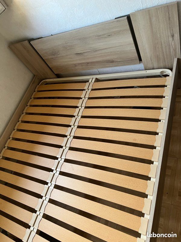 Lit double presque neuf avec sommier (image 3)