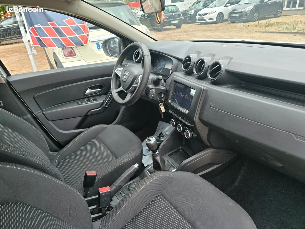 DACIA DUSTER 1.5 DCI 115CH 4x4 (image 11)