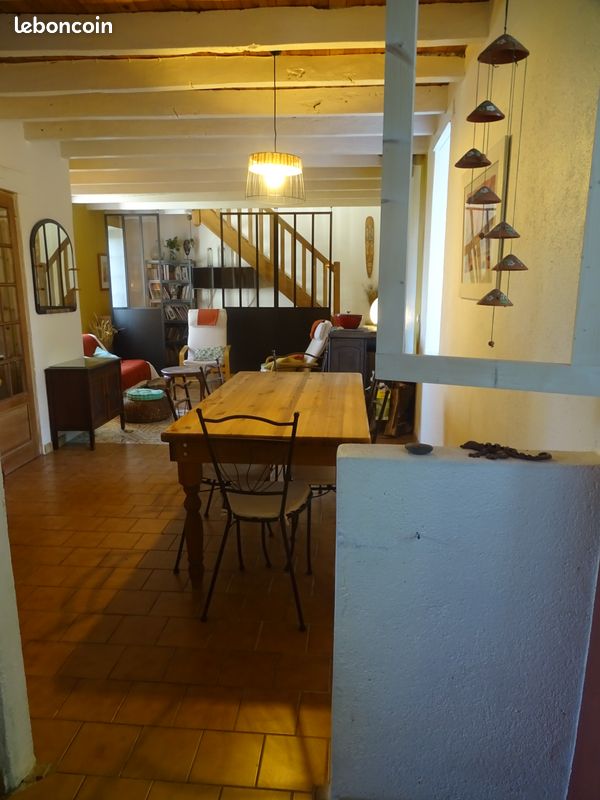 Jolie maison en pierre typique et tranquille (image 5)