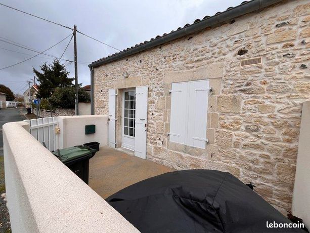 Immeuble 234 m² Chaniers