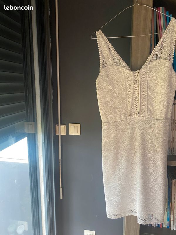 Vends robe blanche taille 38 marque Morgan (image 1)