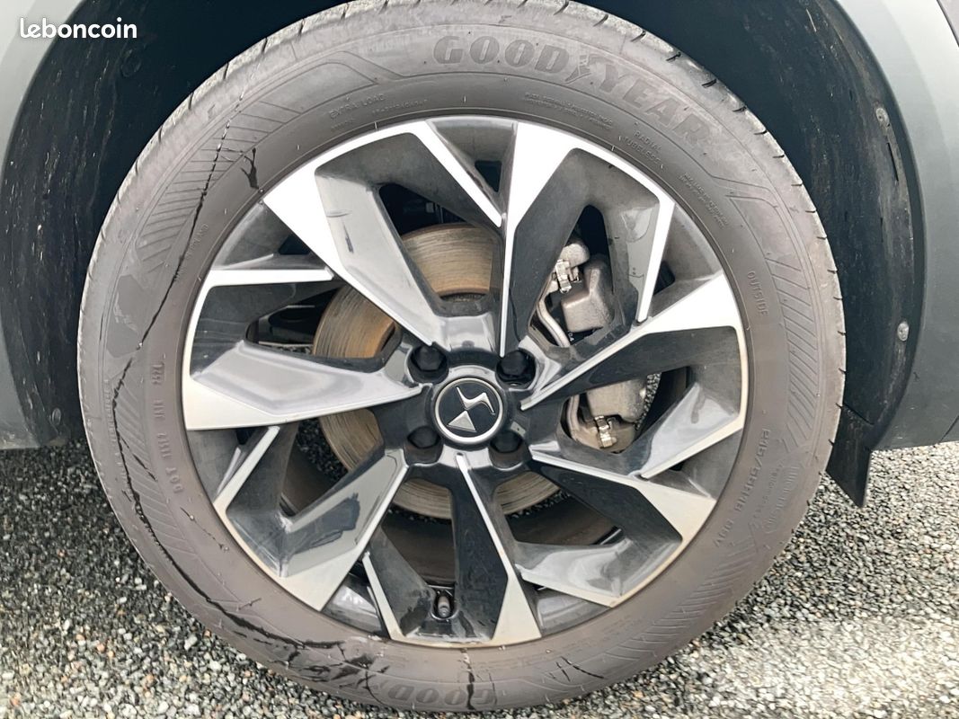 DS DS 3 BlueHDi 130 EAT8 Etoile (image 9)