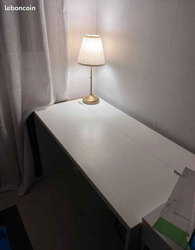 Bureau ikea (image 1)