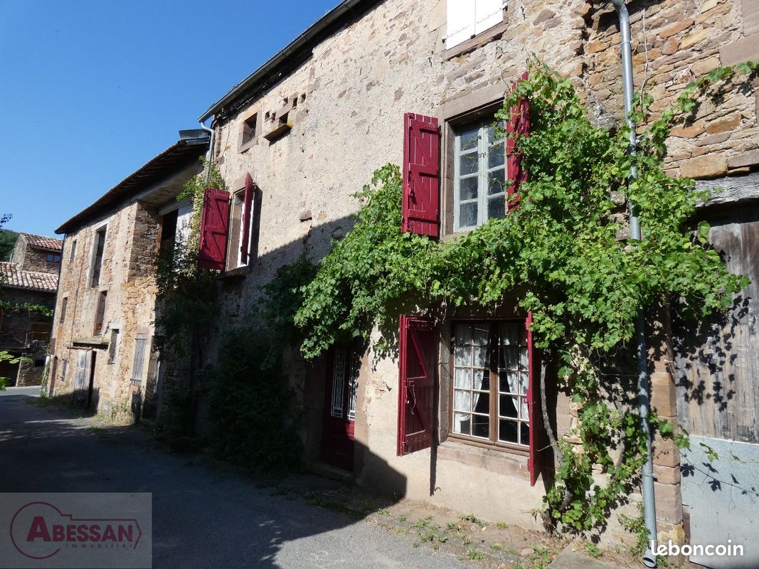 Maison 6 pièces 116 m² · à Salles · 116 m² · 43 000 €