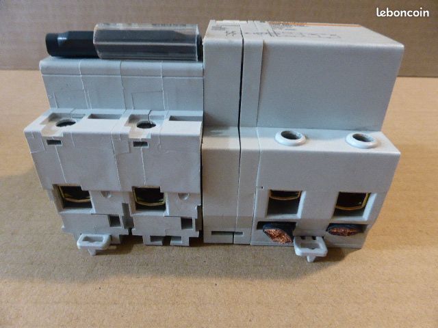 Disjoncteur Merlin Gerin multi9 NC100H C80A 415V (ref 27264) couplé avec vigi NC100 (ref 27700) - matériel tableau électrique (image 5)