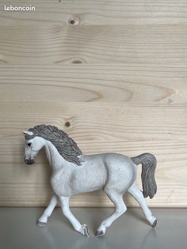 Figurine schleich jument grise (image 1)