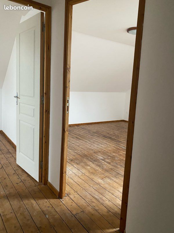 Appartement 7 pièces 90 m² · à Étrœungt · 90 m² · 650 €/mois