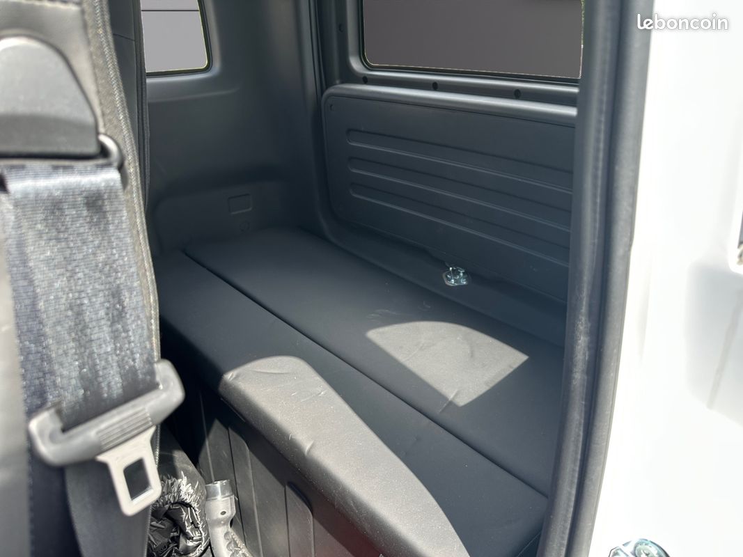 SIMPLICI S1 100% Electrique Garantie 24 mois / 5 Coloris / Sans Permis / 14 ans / GPS / CarPlay / LED (image 11)