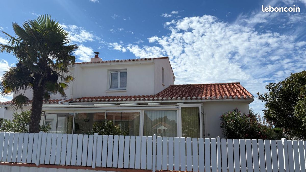 Maison 7 pièces 150 m² · à Le Fenouiller · 150 m² · 387 000 €