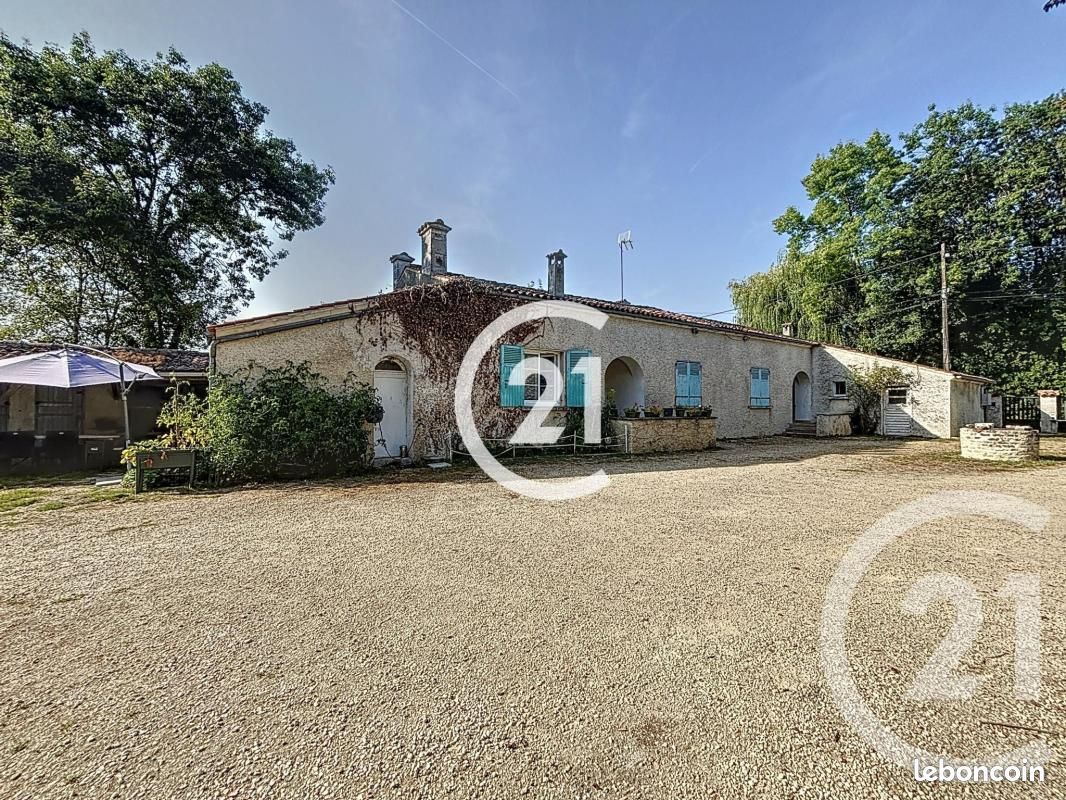 Maison 6 pièces 160 m² · à Réparsac · 160 m² · 119 448 €