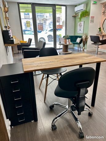 Local commercial / espace onglerie