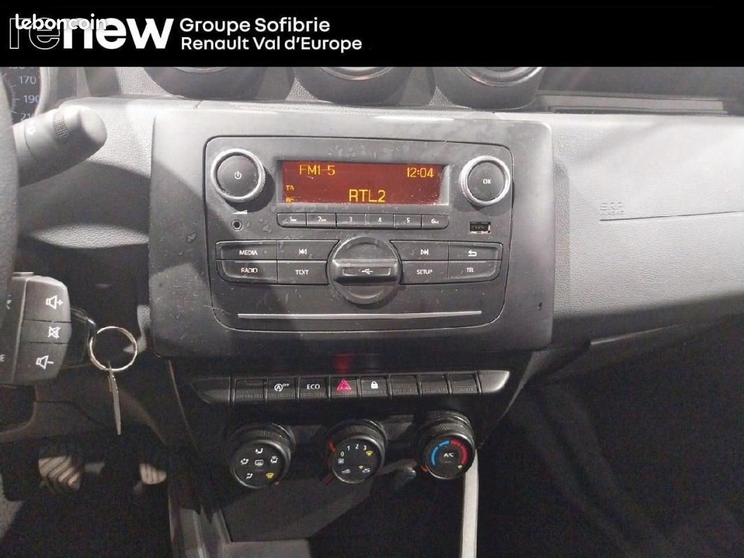 Dacia Duster TCe 100 4x2 Essentiel (image 13)
