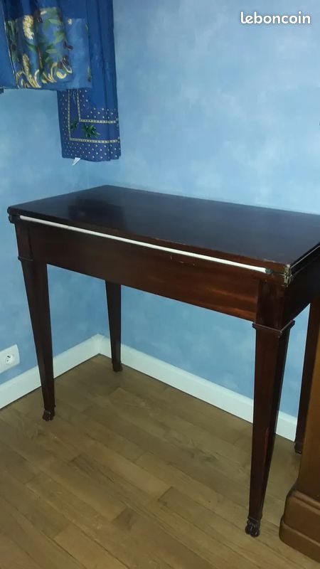 Table de jardin pliante carrée Greensboro Vert olive | La Foir'fouille Tignac, Guérande, Pontchâteau