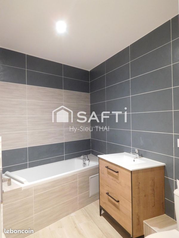 Appartement a louer oyonnax - 3 pièce(s) - 58 m2 - Surfyn