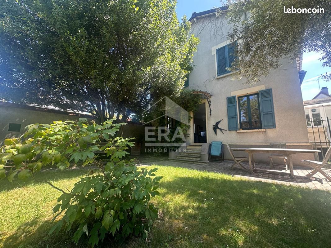 Maison 5 pièces 110 m² · à Créteil · 110 m² · 720 000 €