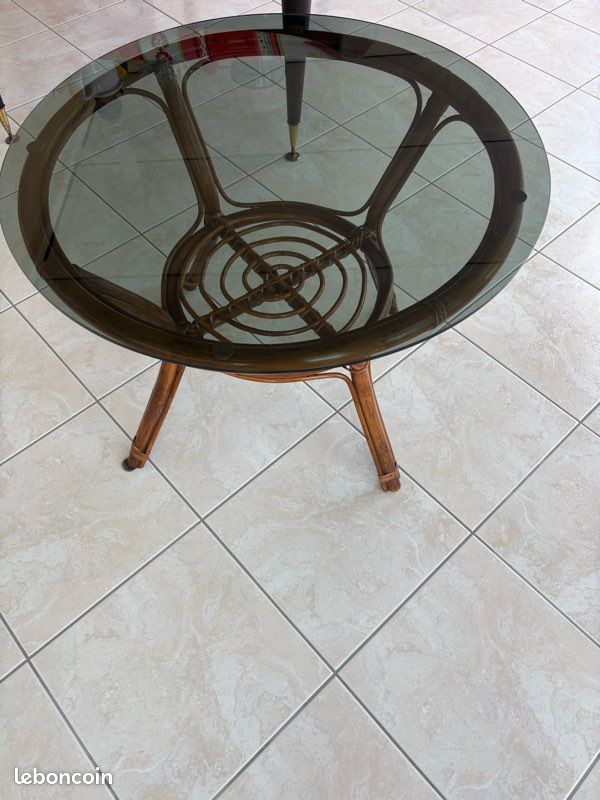 Table basse véranda ou salon en rotin (image 1)