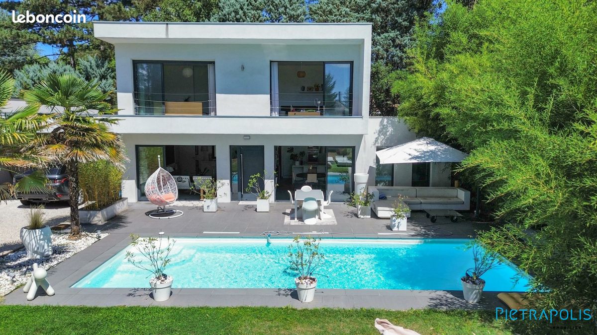 Maison 5 pièces 140 m² · à Charbonnières-les-Bains · 140 m² · 965 000 €