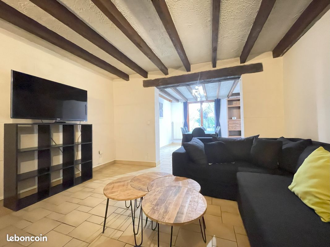 Maison a louer saint-denis - 7 pièce(s) - 142 m2 - Surfyn