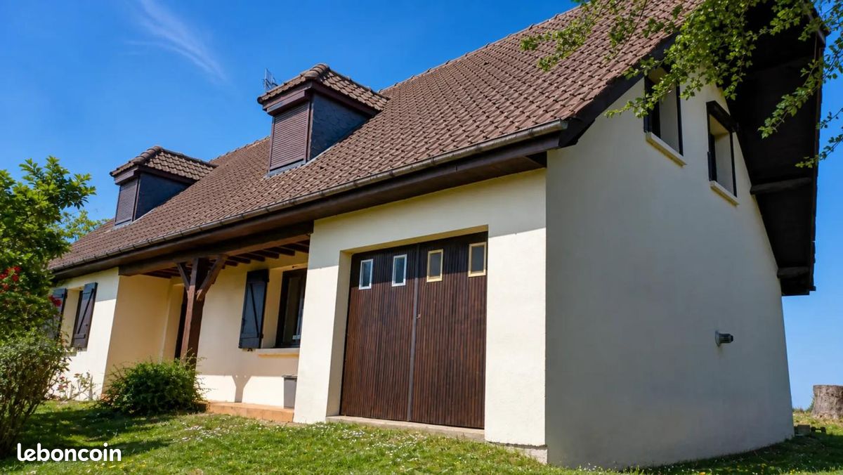 Maison 6 pièces 160 m² · à Saint-Quentin-des-Prés · 160 m² · 159 000 €