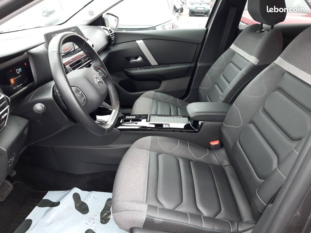 CITROEN C4 BlueHDi 130 EAT8 Max (image 15)