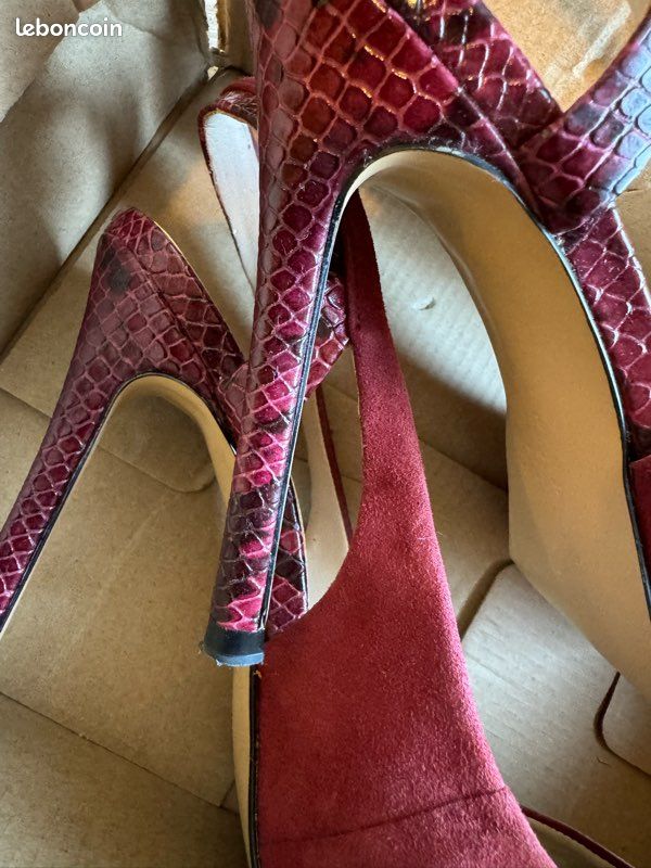 Escarpins Zara à Brides Bordeaux - Taille 37 - Neuf Sans Boîte
