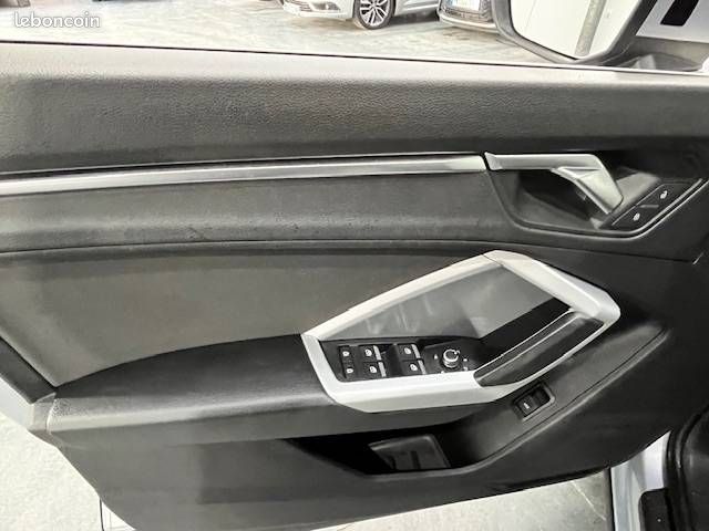 Audi Q3 II 35 TFSI 150ch Design (image 10)