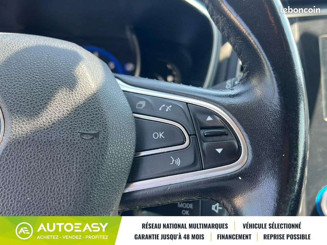 Renault Megane 1.2 TCE 100ch ENERGY LIMITED (image 23)