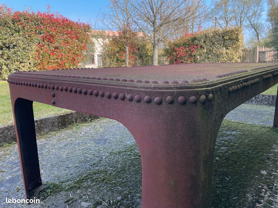 Table métal (image 2)