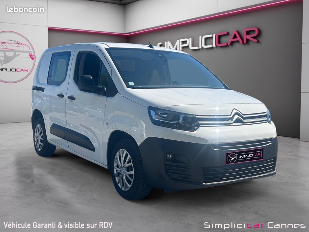 CITROEN BERLINGO III TAILLE M 1000KG BLUEHDI 100 S&S CLUB 3PL 102Ch Garantie 12 mois (image 1)