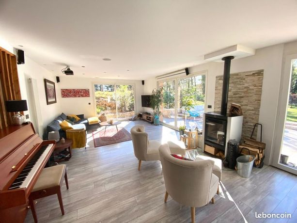 Propriété 7 pièces 195 m²