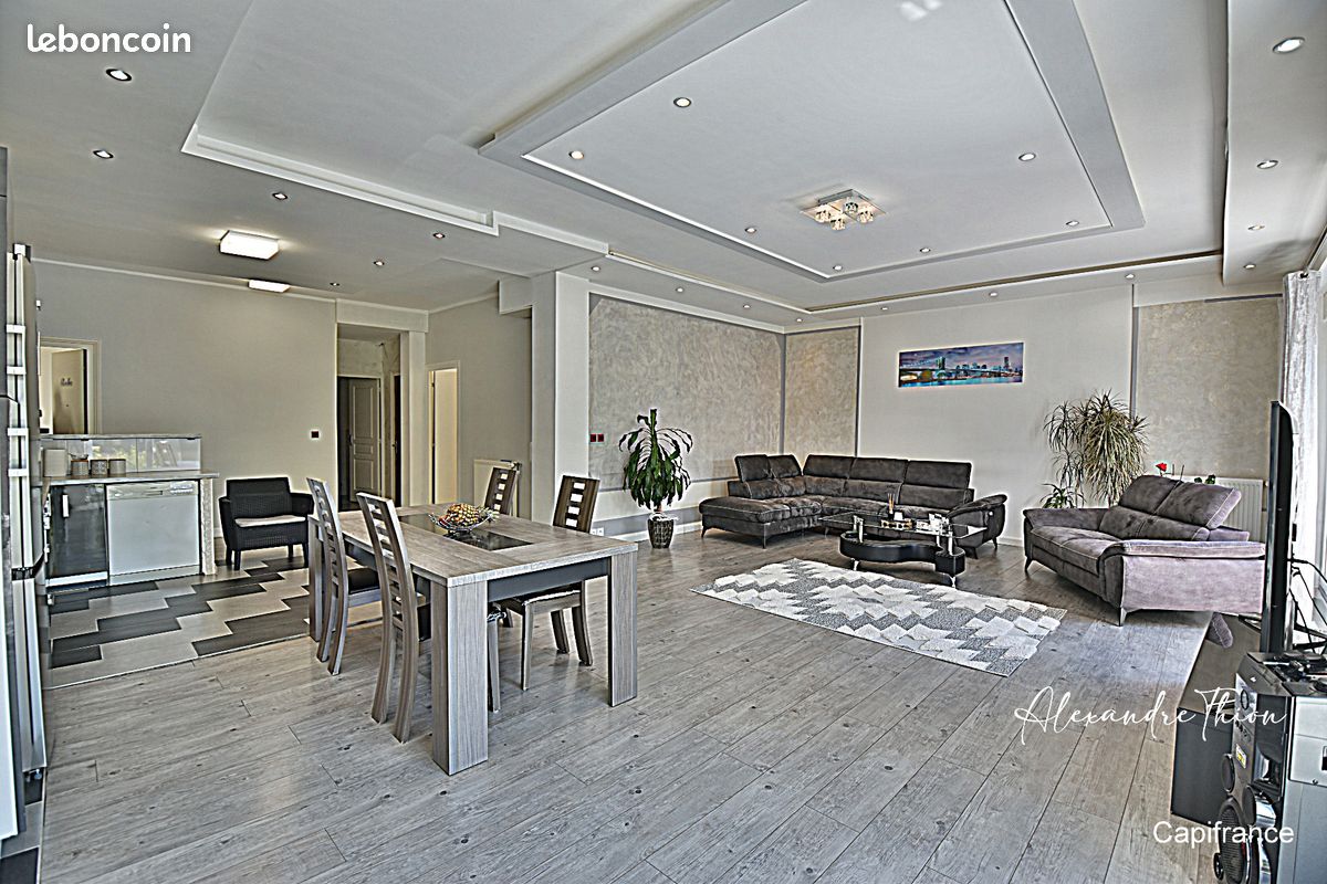 Maison 12 pièces 333 m² · à Saint-Denis-lès-Bourg · 333 m² · 549 000 €