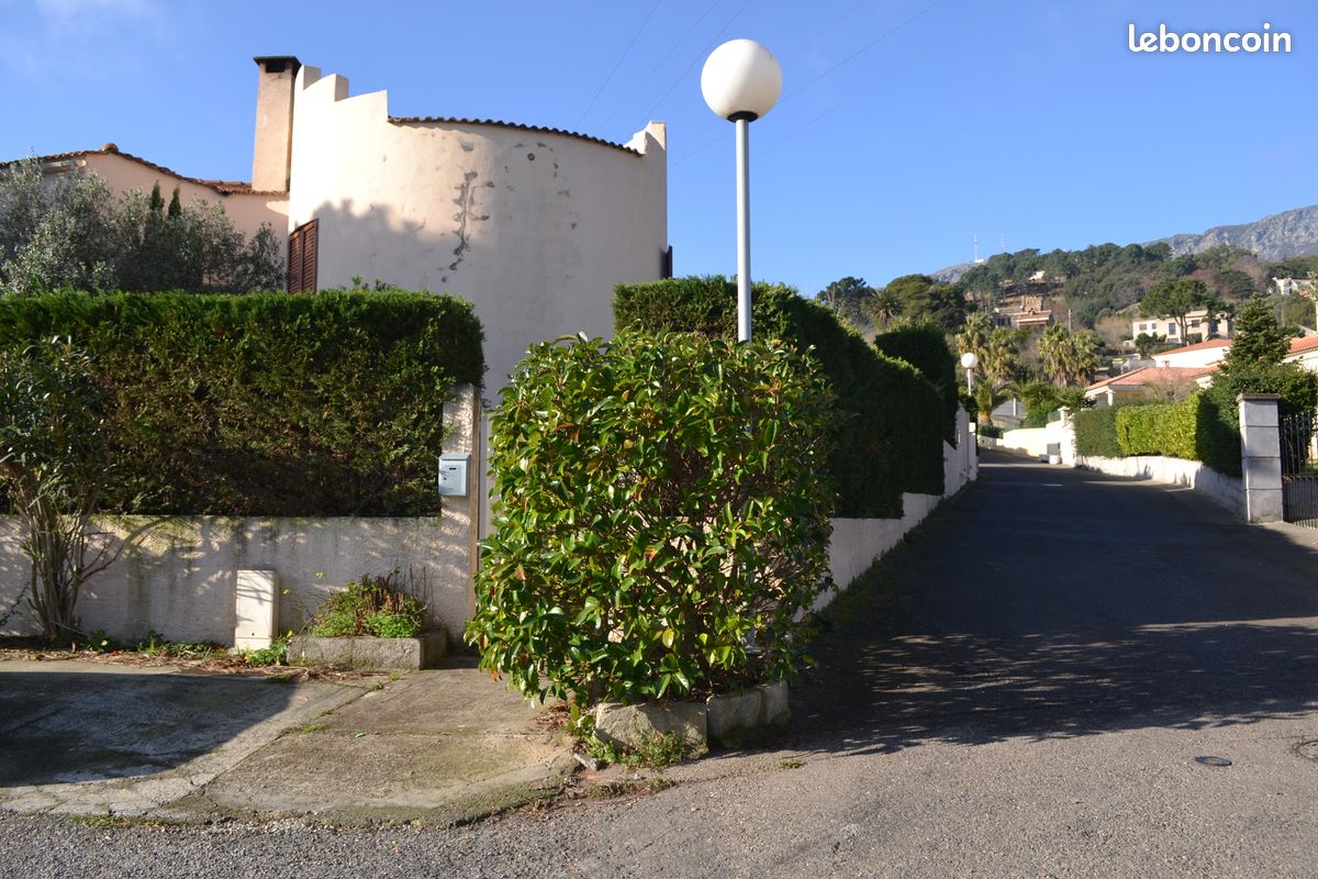 Appartement 2 pièces 41 m² · à Bastia · 41 m² · 650 €/mois