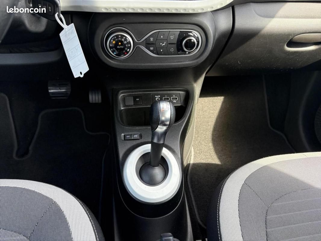 Renault Twingo E-TECH ELECTRIQUE III Equilibre (image 11)