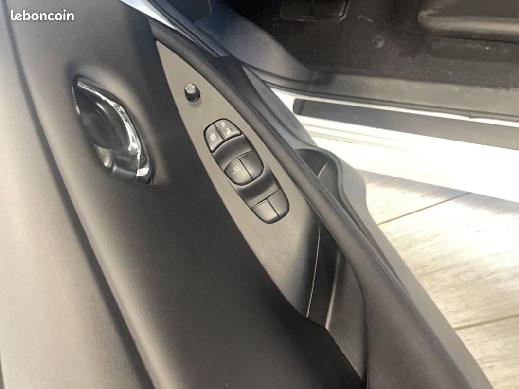 NISSAN Leaf Electrique 40kWh N-Connecta (image 10)