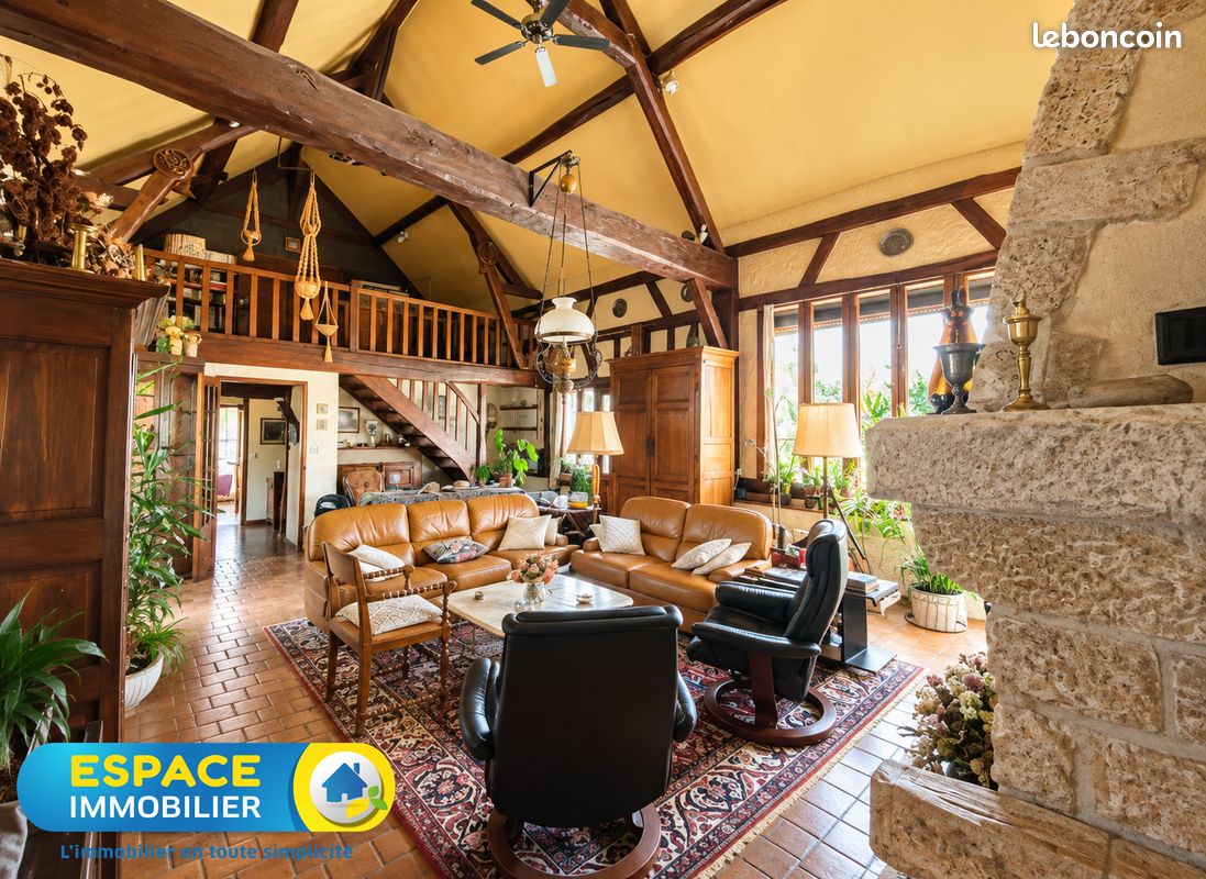 Maison 6 pièces 280 m² · à Bray-Saint-Aignan · 280 m² · 378 000 €