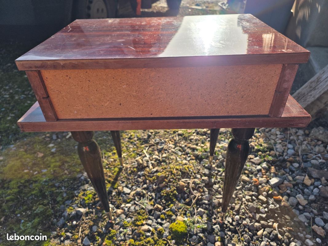 Table de chevets en acajou (image 2)