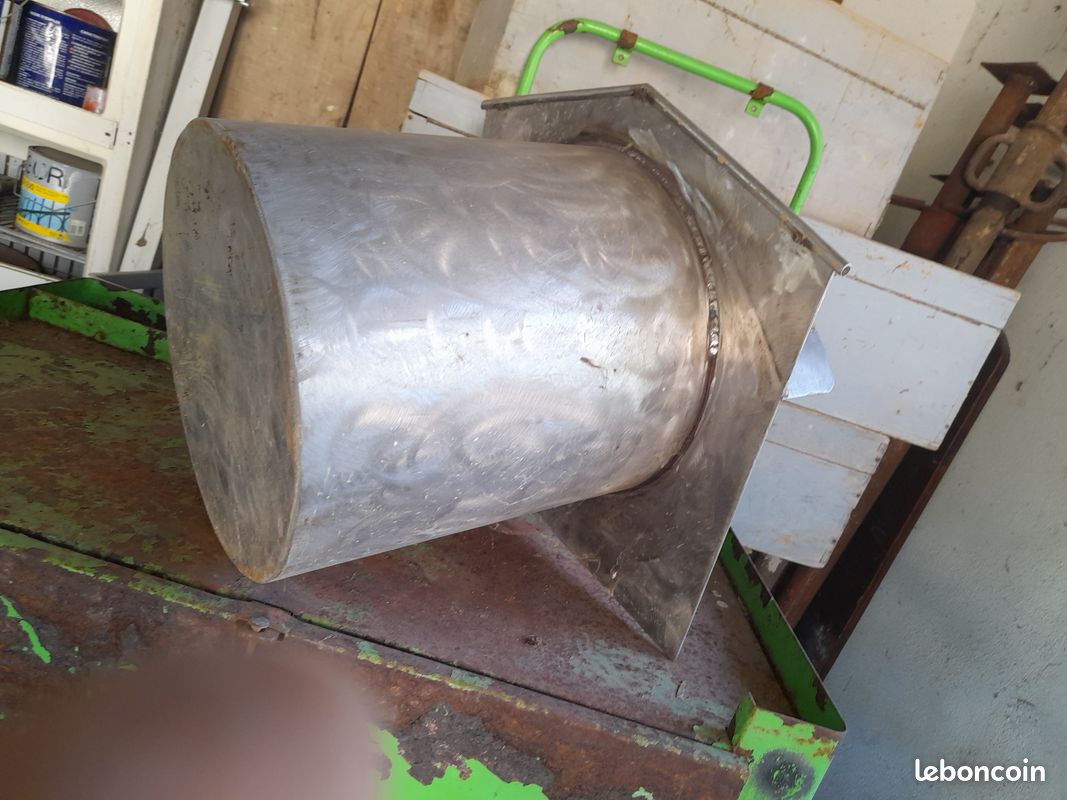 Boîte aux lettres...tout inox dim 45/40haut/35prof, fabrication artisanale.. (image 2)