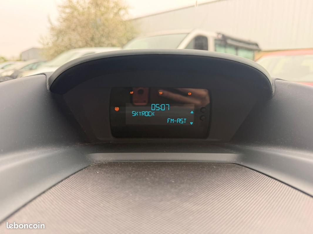 Ford C-Max 2.0 TDCi 115ch EDITION POWERSHIFT (image 6)