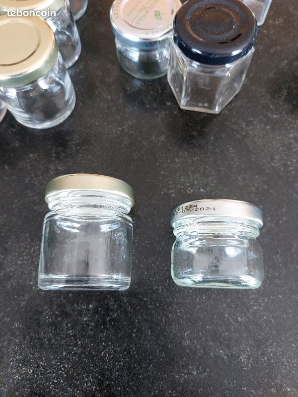 Lot de 18 petits pots en verre avec couvercles (image 3)