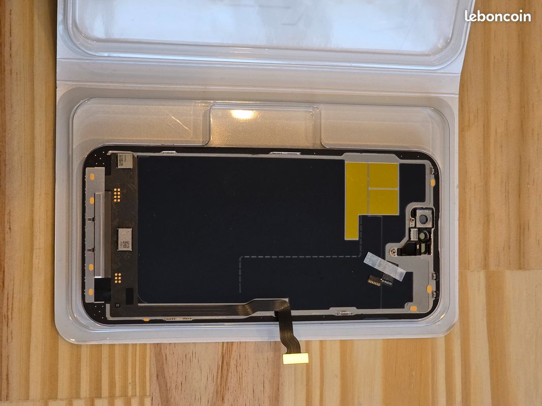 Ecran LCD Compatible avec Iphone 15 Pro Max