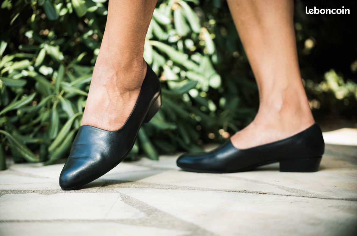 Ballerines noires cuir (image 2)
