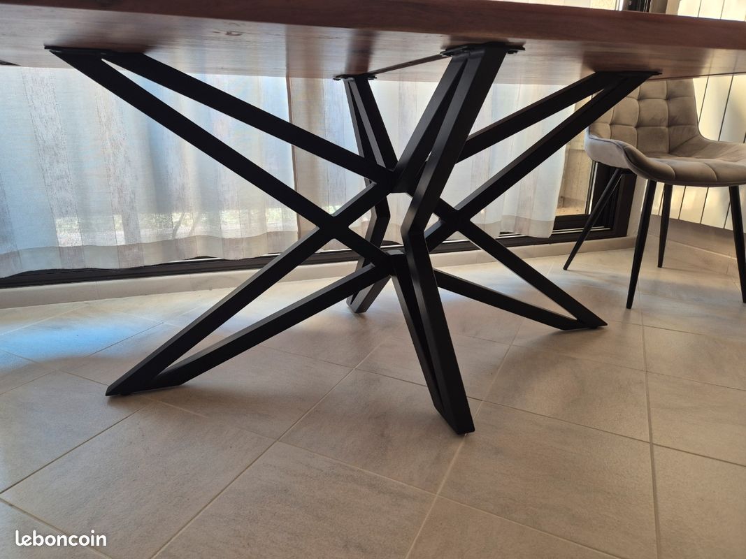 Table a manger en bois d acacia (image 2)