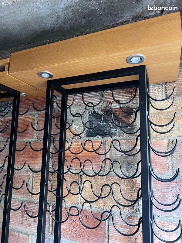 Casier à vin mural bois et métal (image 1)