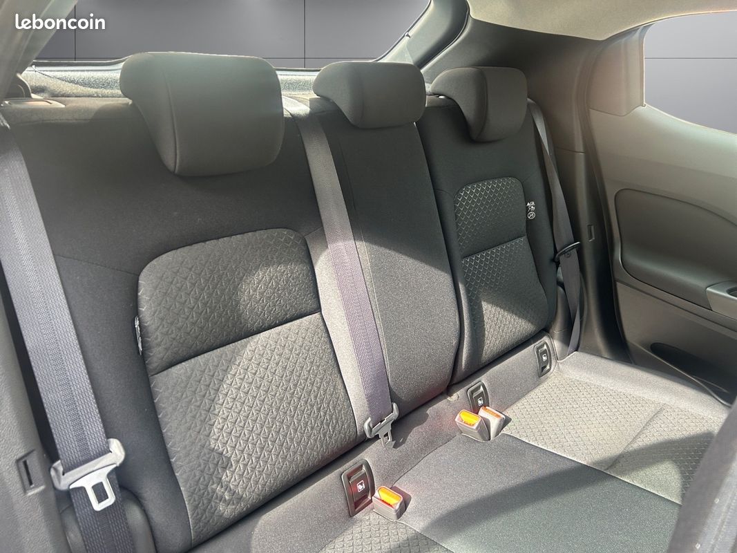 NISSAN JUKE 2022.5 DIG-T 114 Acenta (image 17)