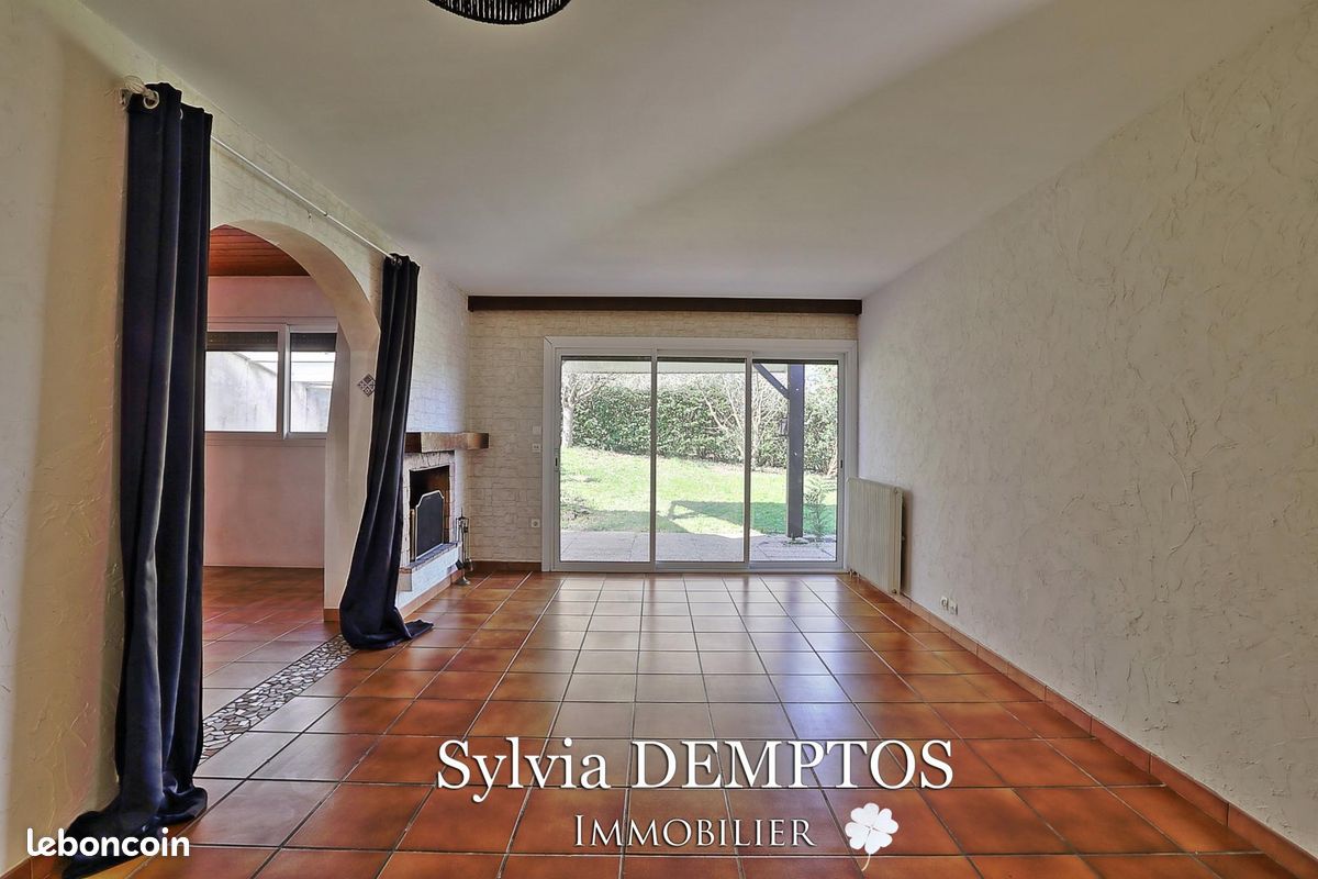 Propriété 5 pièces 139 m² - Orthez 64300 (image principale 5)